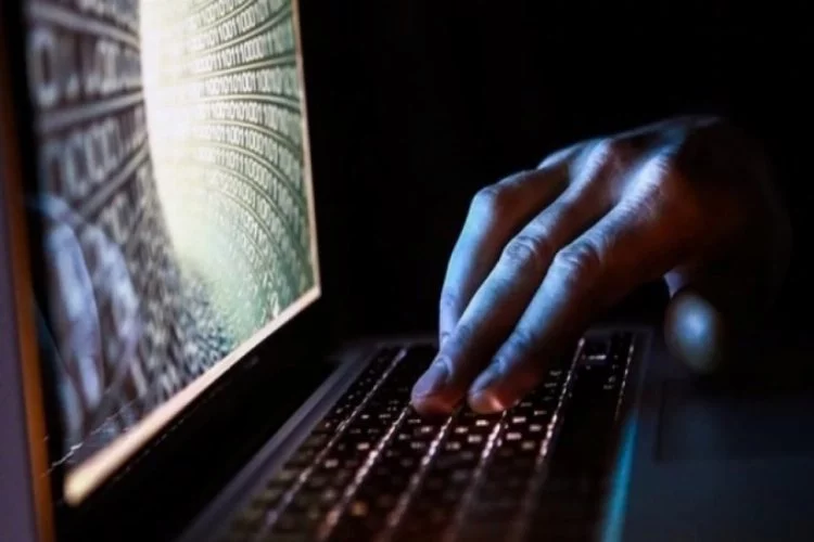 Siber saldırı: Kurumlar kilitlendi