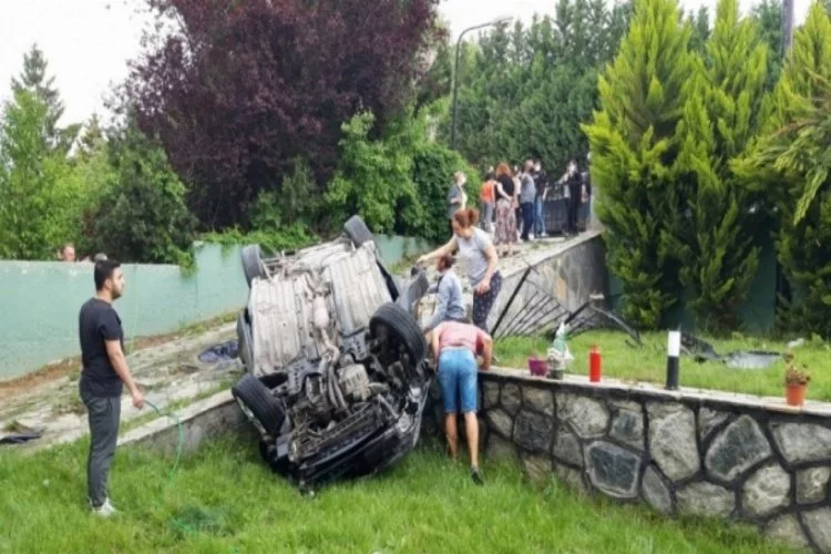 Bursa'da villanın bahçesine uçan aracın sürücüsü hayatını kaybetti