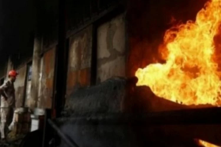 Hindistan'da kimyasal madde üretilen tesiste patlama