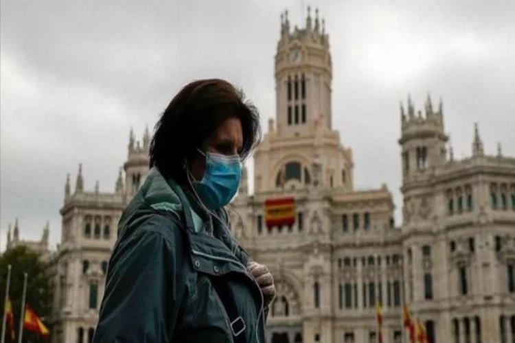 İspanya'da son 24 saatte 73 can kaybı