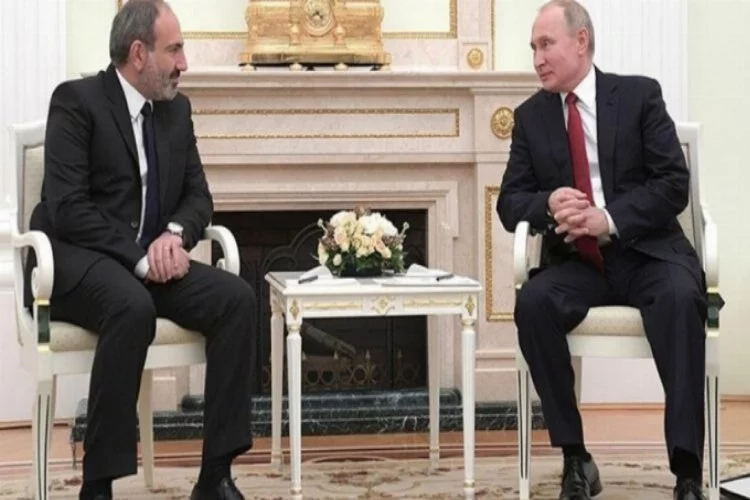 Putin ve Paşinyan'dan Dağlık Karabağ görüşmesi