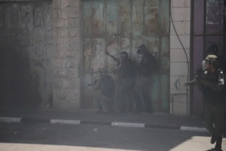 İsrail'den El Halil'deki Filistinlilerin gösterisine müdahale: 5 yaralı