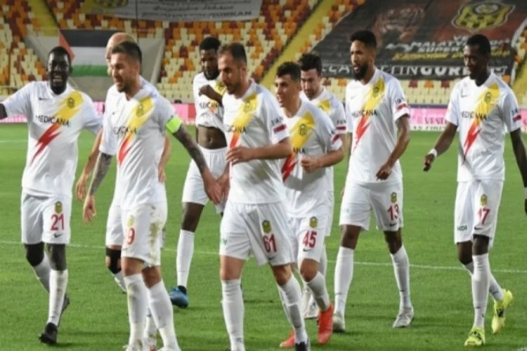 Yeni Malatyaspor'da Süper Lig'de kalma sevinci