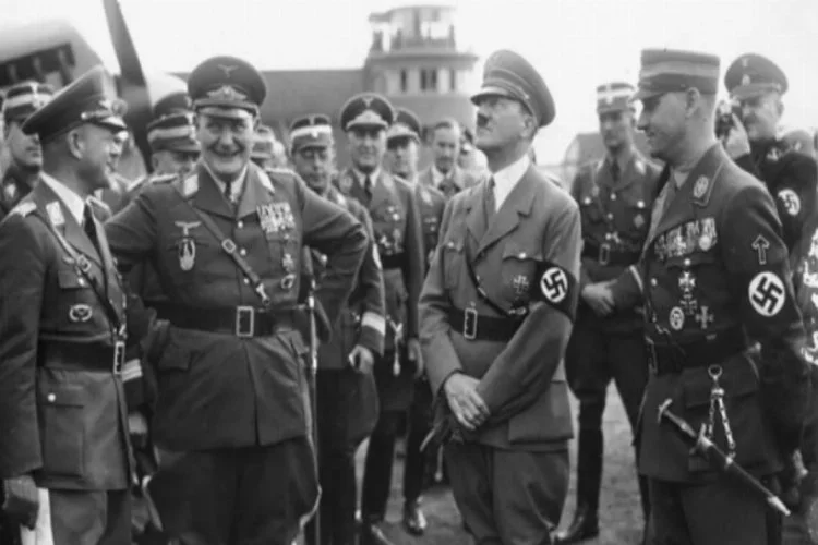 CNN'de 'Hitler' krizi
