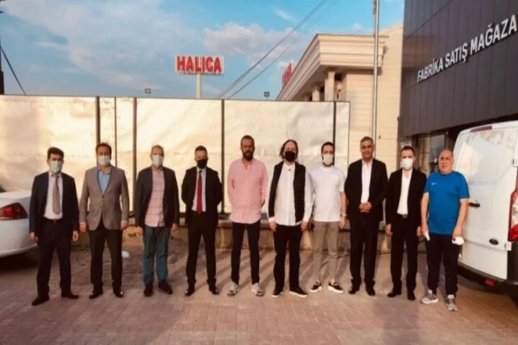 Bursa Emniyetspor'dan polis kontrol noktalarına bayram ziyareti