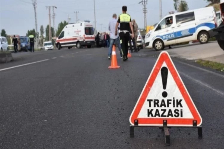 Bursa'da aynı gün meydana gelen trafik kazalarında 7 kişi yaralandı