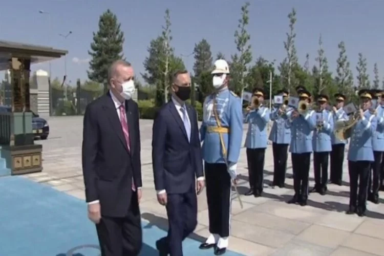 Polonya Cumhurbaşkanı Ankara'da! Erdoğan bizzat karşıladı