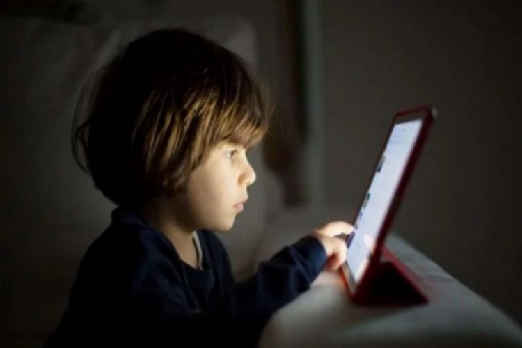 Pandemide çocuklarda ekran bağımlılığı uyarısı