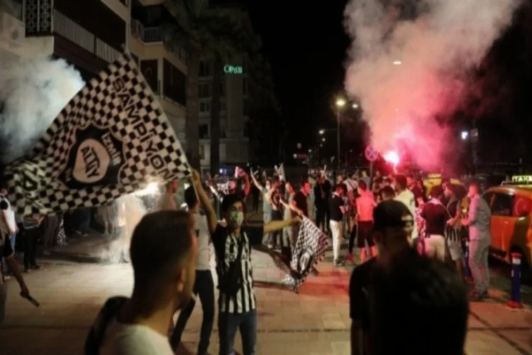 Altay taraftarından Süper Lig kutlaması
