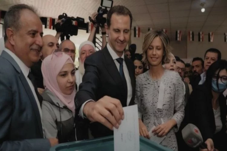 Beklenen oldu! Suriye'de seçimlerin galibi Beşar Esad!