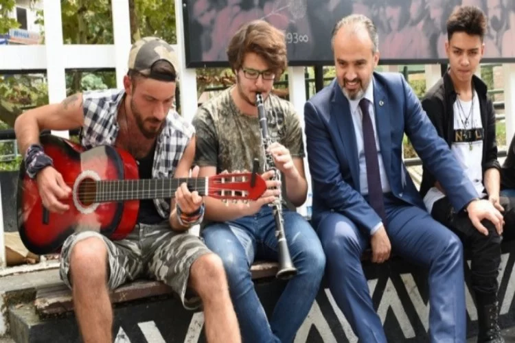 Bursa'da sokaklar müziğin ritmiyle şenlenecek