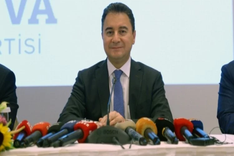 DEVA Partisi lideri Ali Babacan Bursa'da açıklamalarda bulundu