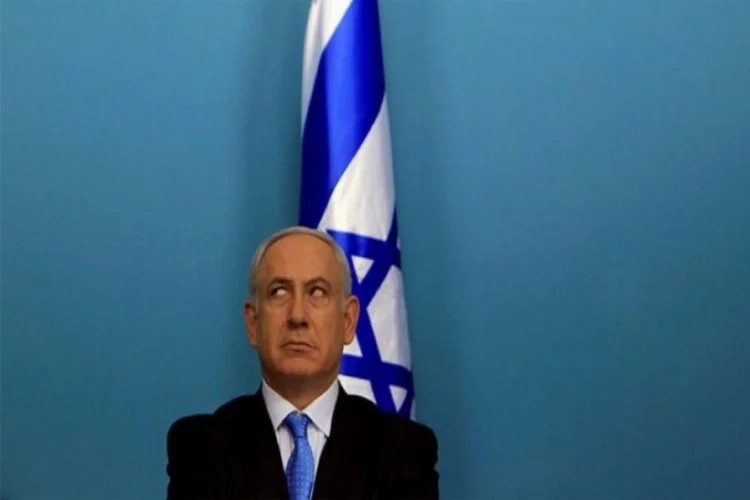 Koltuğu sallanan Netanyahu müttefiklerini toplantıya çağırdı