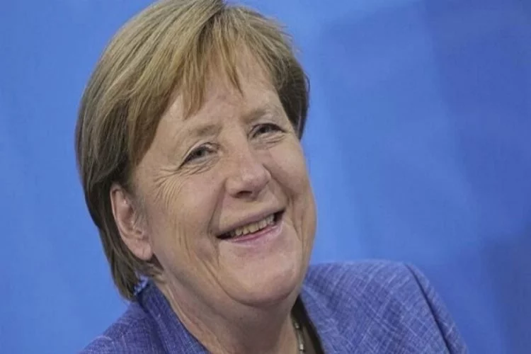 Merkel: Vaka sayısı açısından gelişmeler son derece sevindirici!