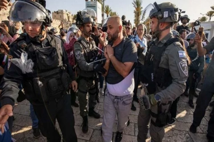 İsrail polisi yine Filistinlilere saldırdı!