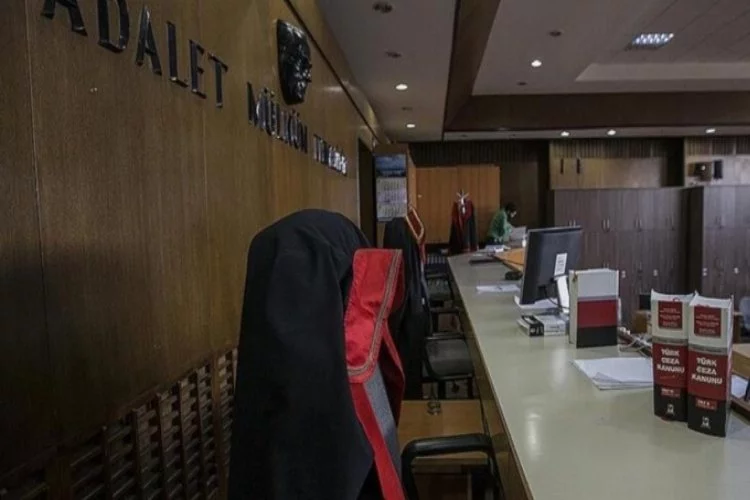 Kayseri'de FETÖ'den yargılanan 3 sanığa hapis cezası