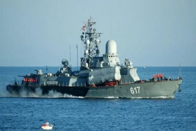 Rusya: Karadeniz'e giren ABD savaş gemisi takibe alındı