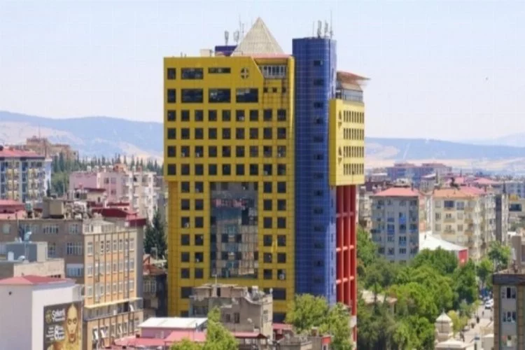 'Dünyanın en saçma binası' Türkiye'de! Yıkılacağı tarih belli oldu