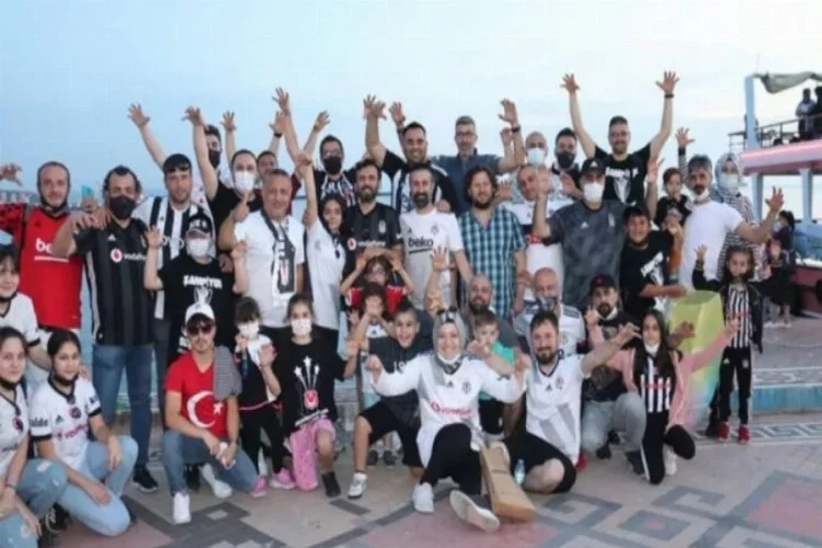 Münferit Kartallar, Kdz. Ereğli'de şampiyonluğu kutladı