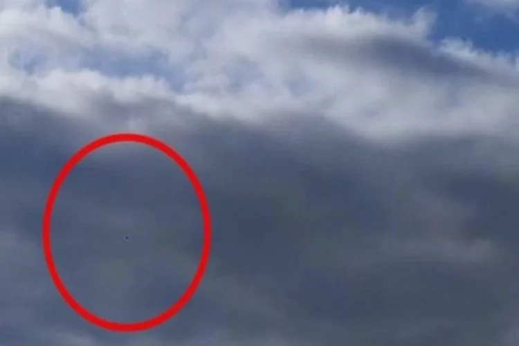 UFO zannedilen meteoroloji balonu hayal kırıklığı yarattı