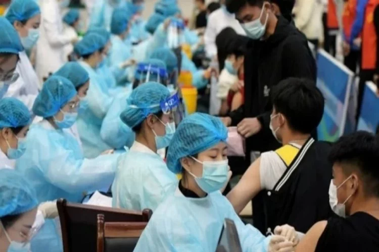 Çin'de yapılan korona aşılarının sayısı 1 milyar dozu geçti