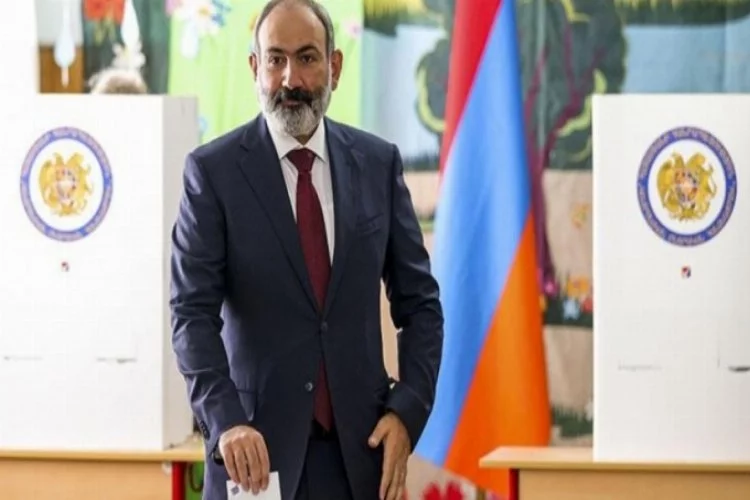 Ermenistan'da resmi olmayan seçim sonuçlarına göre Paşinyan önde!