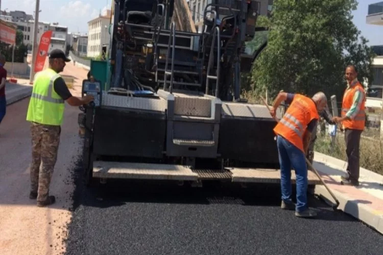 Bursa'da Hamitler'de yollar asfaltla yenilendi