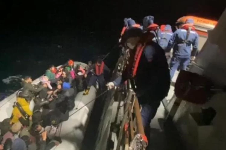 55 düzensiz göçmen Yunanistan'a kaçmak isterken yakalandı