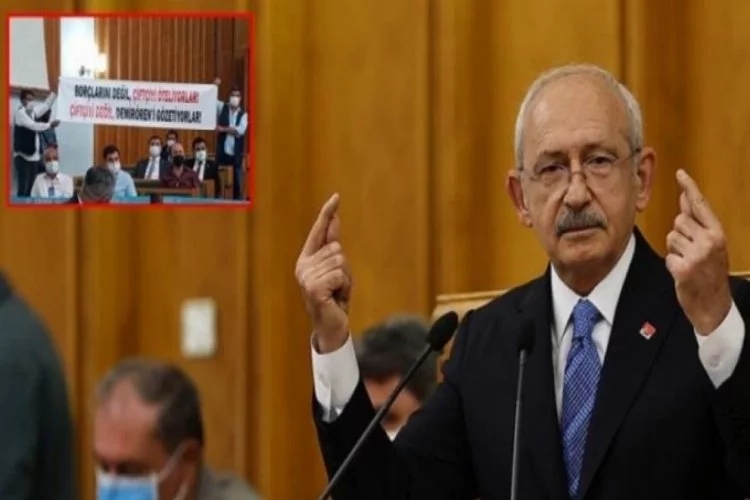 O pankart, CHP Grup Toplantısı'nda Kılıçdaroğlu'na sözünü kestirdi