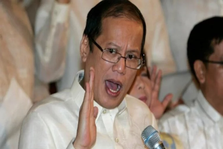 Filipinler'in eski lideri Aquino 61 yaşında öldü