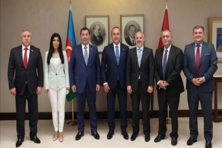 Dışişleri Bakanı Çavuşoğlu'dan Azerbaycanlı heyet ile kritik görüşme
