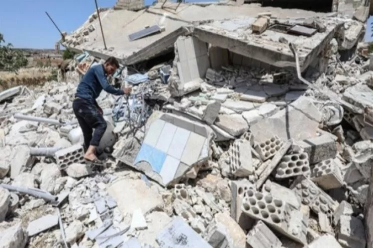 Suriye'de rejim saldırdı: 8 sivil öldü