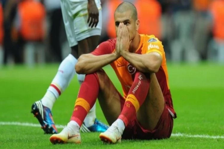 Derdiyok: Keşke Galatasaray'dan bu şekilde ayrılmasaydım