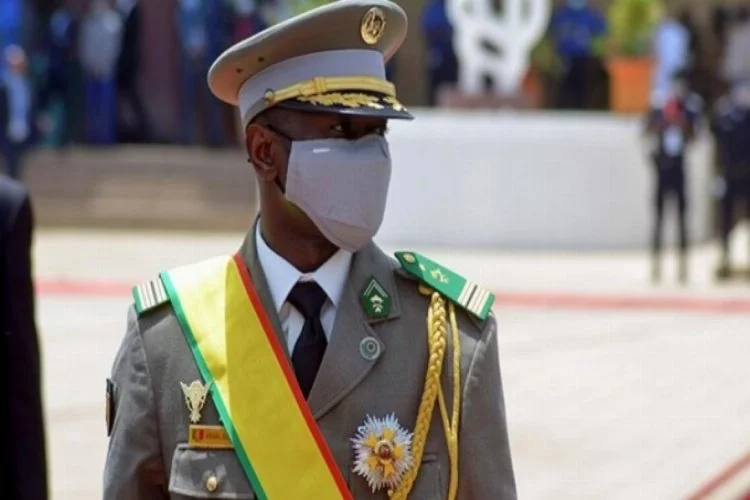 Mali Devlet Başkanı'na bıçaklı saldırı!