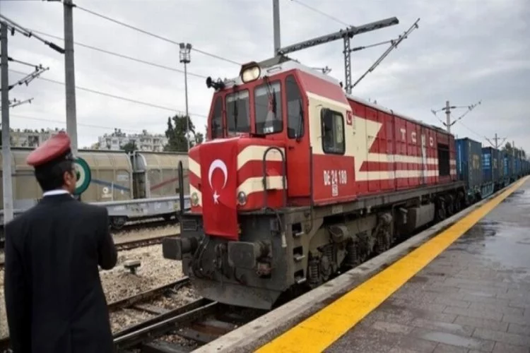 Demir yolu ağı küresel tedarik zincirinde Türkiye'nin pozisyonunu güçlendiriyor