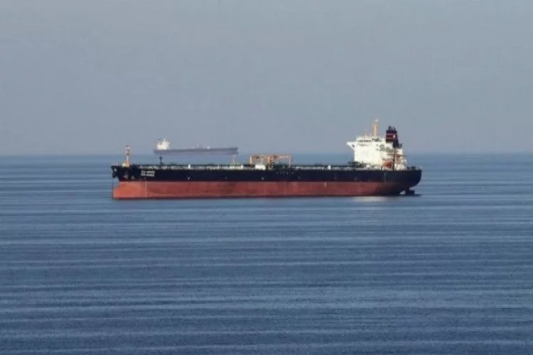 İran, Hürmüz Boğazı'nı baypas eden yeni petrol boru hattını tanıttı