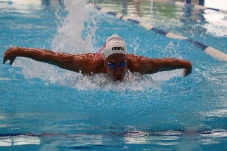 Milli yüzücü Baturalp Ünlü, Olimpiyat Oyunları'na veda etti