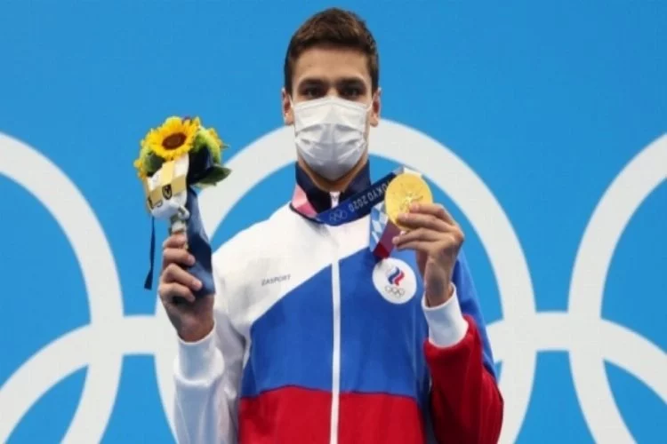 100m sırtüstünde altın madalya Rylov'un