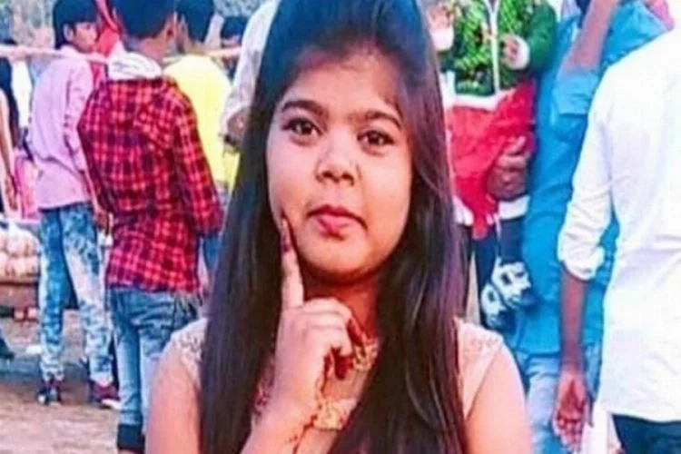 Kot pantolon giydiği için ailesi tarafından dövülen genç kız ölü bulundu