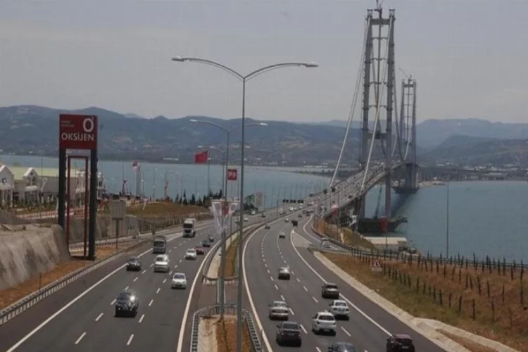 Osmangazi Köprüsü ve İzmir-İstanbul Otoyolu'nda geçiş rekoru