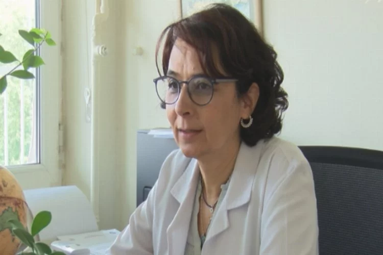 Bilim Kurulu Üyesi Prof. Dr. Yavuz: Aşı kartı göstermek zorunlu olmalı
