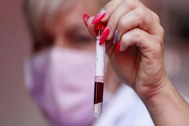 Macaristan'da sağlık çalışanlarına aşı zorunluluğu getirildi