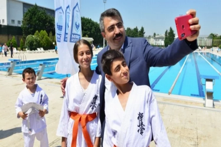 Bursa Yıldırım'da yaz spor okulları ilk dönem mezunlarını verdi