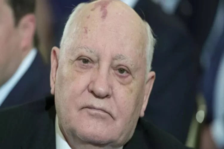 Gorbaçov: Müzakerelerin sürüncemede bırakmayacağını umarım