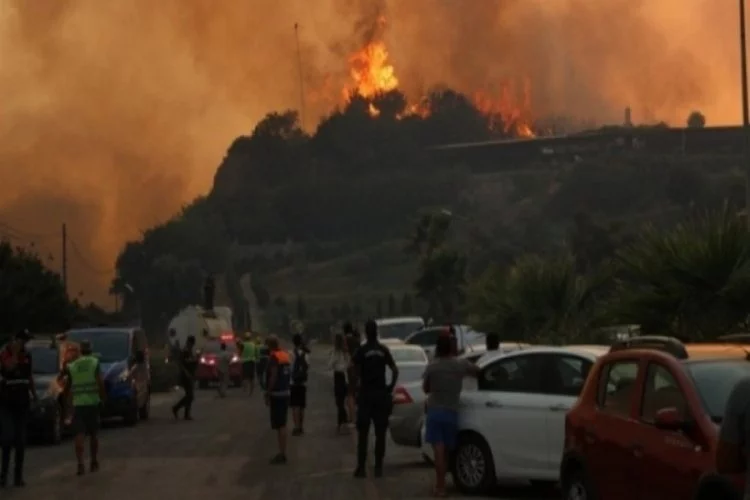 Alevler Milas'taki termik santrale ilerliyor