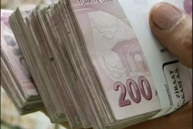 Bursa'da yaşlı kadın 8 bin lirasını çöp kutusuna bıraktı sonra da...