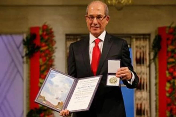 Nobel Barış Ödülü'nü Ahmet Üzümcü aldı