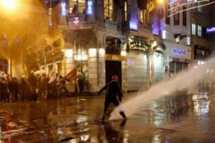 Taksim’de ortalık karıştı: 70 gözaltı