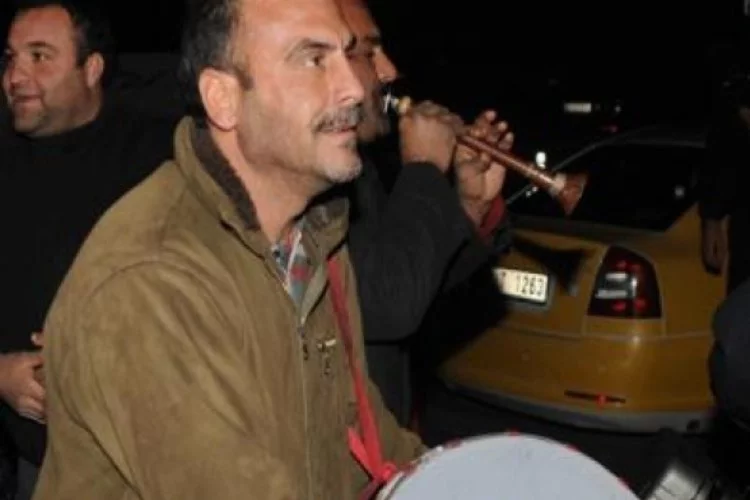 Bursaspor Gaziantep'te davulla zurnayla karşılandı