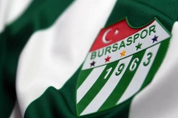Bursaspor Kulübü, 4 altyapı futbolcusuna profesyonel imza attırdı